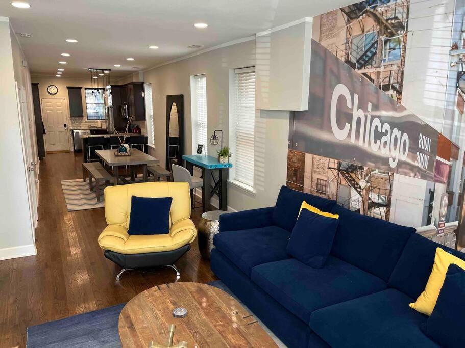 Trendy West Town Flat - 2 Bed / 1.5 Bath W Parking Apartment Chicago Exterior photo