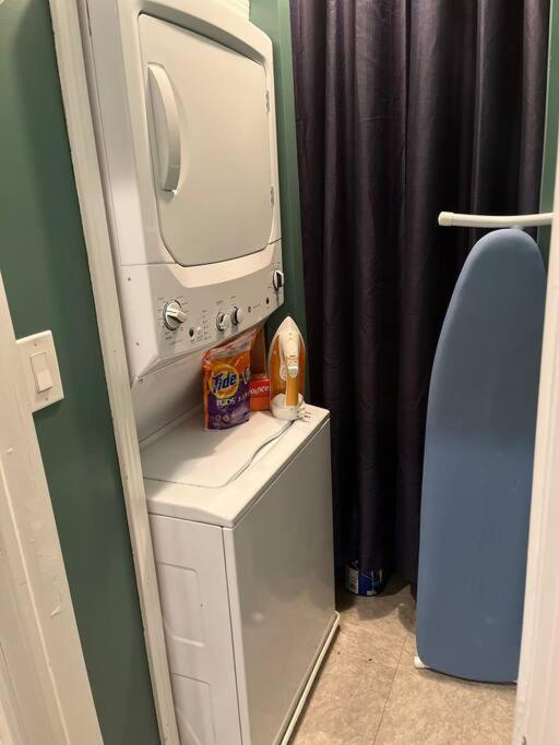 Trendy West Town Flat - 2 Bed / 1.5 Bath W Parking Apartment Chicago Exterior photo
